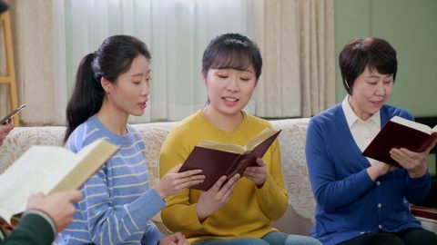 Ich schenke Gerüchten keinen Glauben mehr und folge den Fußstapfen Gottes