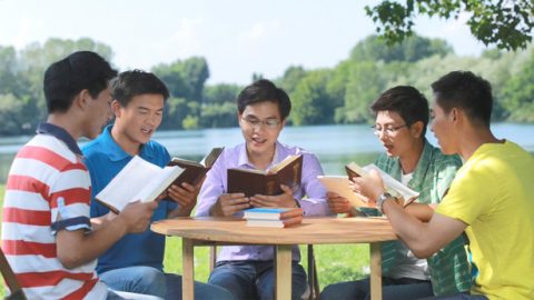 El misterio de los nombres de Dios