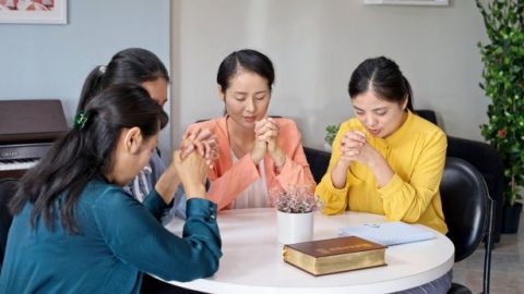 Сегодняшнее размышление: поклоняетесь ли вы Богу в духе и истине?