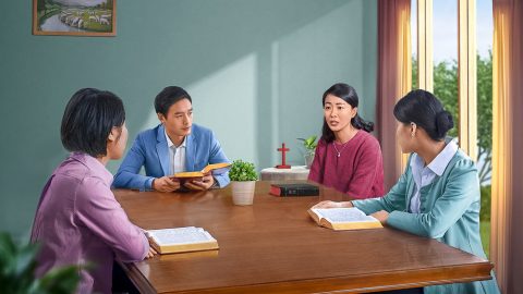 主耶稣钉十字架作了人的赎罪祭，把我们从罪中救赎出来