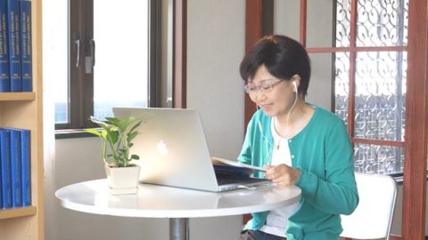 越过天国路上的绊脚石　我迎到了主耶稣重归