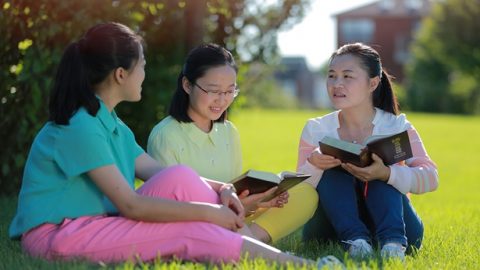 接受别人的建议,忠言不逆耳